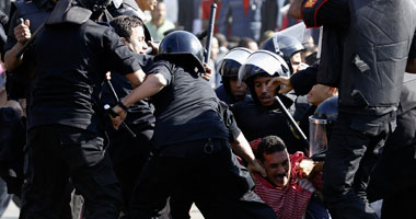 قوى سياسية: المجلس العسكرى لم يتولَ إدارة البلاد بناءً على استفتاء مارس 