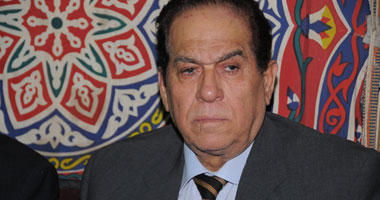 الجنزورى  لـ"الأقباط": لا ننسى دوركم الوطنى ولن يستطيع أحد إثارة الفتن بيننا