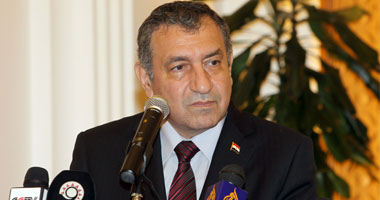 شرف: يجب أن ينتهى المشهد "البغيض" من مواجهة بين المصرى وأخيه