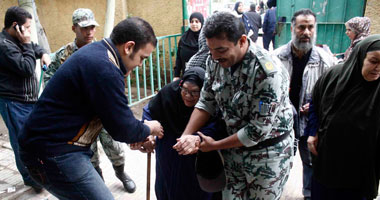 "شموع": إقبال من المسنين والنساء والشباب على التصويت