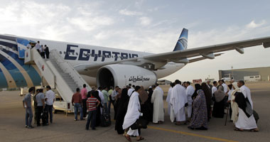  35 ضابطا أستراليا يغادرون القاهرة إلى الأقصر