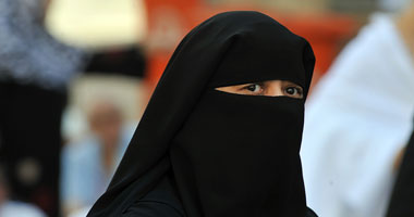مشاجرة بين الشرطة البلجيكية ومسلمين بسبب النقاب