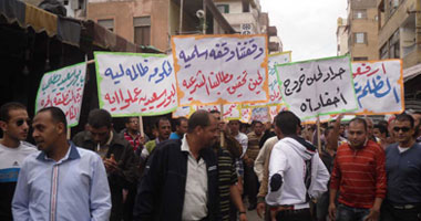 غلق المحلات والمنافذ الجمركية احتجاجاً على تهريب البضائع ببورسعيد