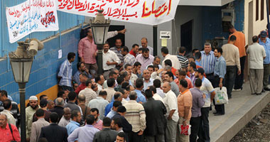 اعتصام عمال مترو شبرا الخيمة