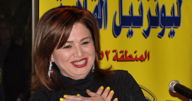 تكريم نبيلة عبيد وإلهام شاهين وصابرين ولبلبة على نيل القاهرة