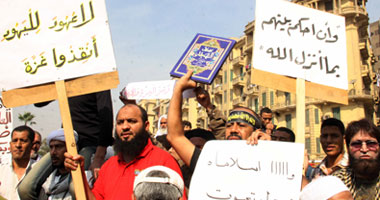 متظاهرو جمعة "نصرة غزة" يطالبون بإعدام بشار الأسد