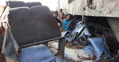 علماء الدين: سجن المسئولين لن يشفى غليل أسر ضحايا كارثة قطار أسيوط..وفقهاء الأزهر لـ"حكومة الشريعة": دية القتل الخطأ 4 كيلو وربع ذهب وليست 5 آلاف جنيه.. وعلى وزير النقل دفعها من ماله الخاص هو ومرؤوسوه