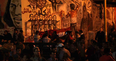 النيابة العامة تبدأ التحقيق فى اشتباكات محمد محمود