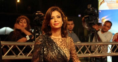 منال سلامة تنشر صورة لها مع زوجها عادل أديب على "إنستجرام"