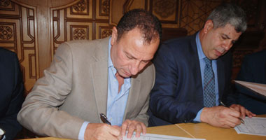 بالصور.. الخطيب يشهد على عقد قران نجلة شوبير