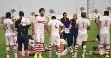 عباس يطمئن فييرا ولاعبى الزمالك على عودة الدورى قريباً