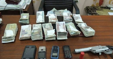 ضبط 3 متهمين سرقوا 100 ألف جنيه من سوبر ماركت شهير ببورسعيد