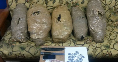 القبض على سائق بحوزته 4 كيلوجرام بانجو بالمنيا