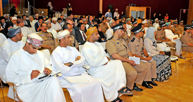اختتام أعمال مؤتمر مكافحة الجرائم المالية 2013 بسلطنة عمان