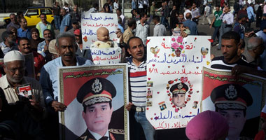 مسيرة مؤيدة للجيش والشرطة بمدينة أشمون بالمنوفية