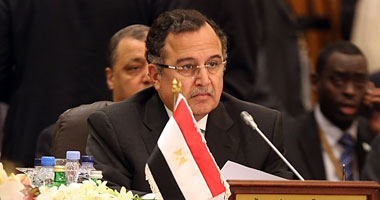 غدا.. نبيل فهمى يتحدث إلى مجلة السياسة الدولية حول سياسة مصر الخارجية