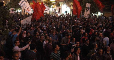 وصول مسيرة طلعت حرب إلى شارع محمد محمود