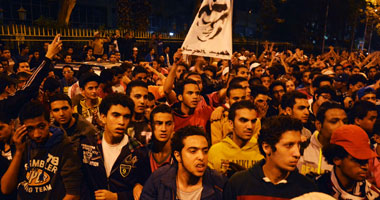 الـ"وايت نايتس" تقطع شارع "التحرير" بالدقى