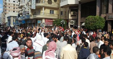 تظاهرة لطلاب الإخوان بالمجمع الطبى بطنطا ضد قانون التظاهر