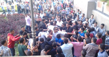 مسيرة لطلاب الإخوان اليوم بالمجمع النظرى فى الإسكندرية
