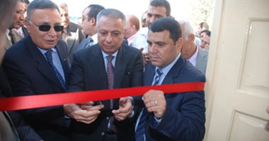 وزير التعليم يفتتح مدرسة الجزيرة البيضاء بقرية سفلاق بـ"ساقلتة".. وأبو النصر: هناك 3 آلاف مدرسة تعليم مجتمعى على مستوى الجمهورية.. وتوزيع "التابلت المصرى" خلال الأيام القليلة القادمة