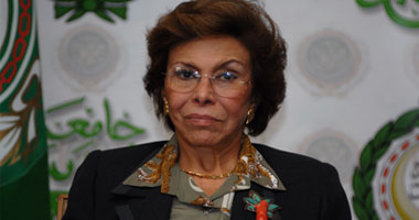 "القومى للمرأة" يطالب بإلزام المعلمين باتباع الأساليب التربوية 