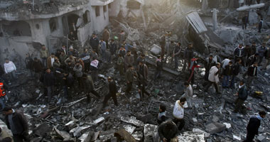 جندى إسرائيلى يسرق راتب فلسطينى خلال حرب غزة