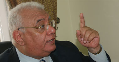 محمد طوسون: هيئة الدفاع عن مرسى لم تتخذ قرارا بشأن حضور الجلسات
