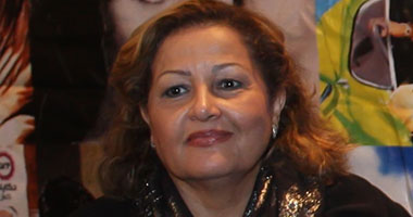 روتارى الجزيرة يكرم الكاتبة منى رجب