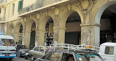 محافظة القاهرة تعلن السيطرة على حريق عقار كلوت بك بالقاهرة دون خسائر بشرية