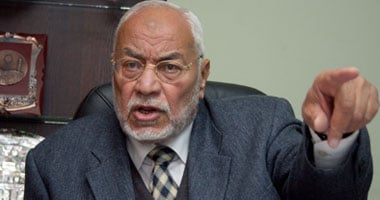 عاكف: فوز مرسى حصيلة سنوات طويلة من جهاد الشعب المصرى 