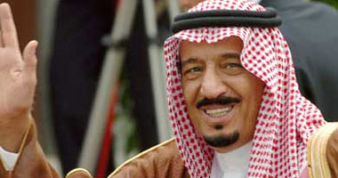 "عكاظ":أمير الرياض يجرى مباحثات مع السفير البحرينى