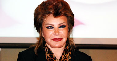 صفية العمرى تجرى عملية استئصال خراج فى الضرس