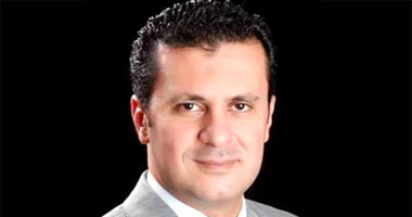 كيف تؤثر العدسات اللاصقة على العين؟