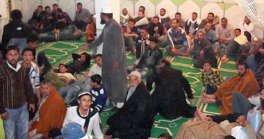 مسيحى يدعو لوأد الفتنة من مسجد بالسويس