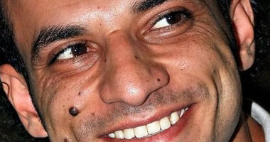 خِدَاعٌ بَصَرِى قصيدة للشاعر محمد منصور