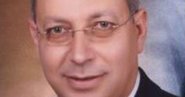حسن أبو العينين: رفضت تولى "الصحة" فى حكومة "شفيق"