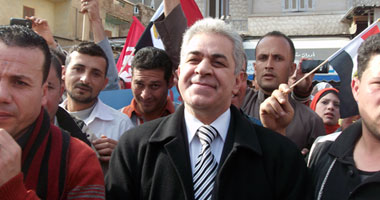 حمدين صباحى يقود المظاهرات فى "بلطيم" 