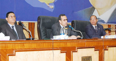 شوشة يقرر صرف جنيهين لكل طالب بالمدارس البدوية لتحفيزهم  