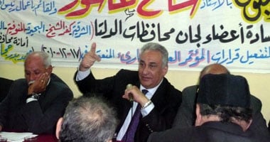 عاشور يطالب بمؤتمر عاجل لجميع أحزاب مصر 