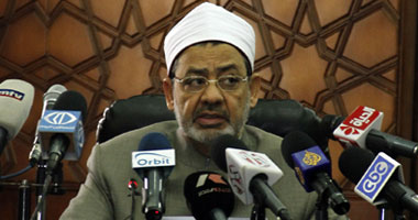 شيخ الأزهر يدعو لحرية الاعتقاد ونبذ التمييز الدينى والاضطهاد