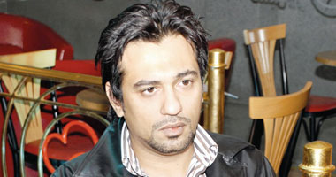 محمد الصيرفى والتضخيم الإعلامى فى "زهرة الخليج" على أبو ظبى الأولى