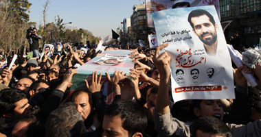 إيران تشيع جنازة عالمها النووى 
