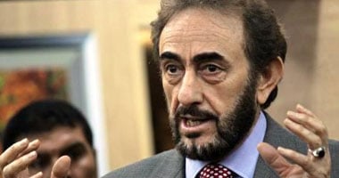 سعدون الدليمى يصل إلى الحدود مع سوريا للاطلاع على الإجراءات العسكرية