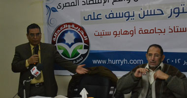 خبير اقتصادى: فساد النظام البائد والإدارة العشوائية سبب ديون مصر