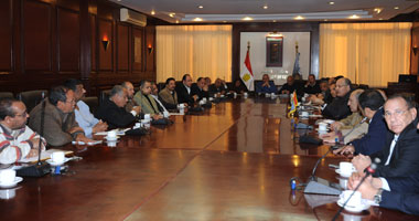 تشكيل لجنة لحل مشكلات عربات الحنطور بالأقصر