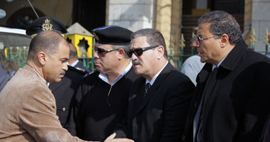 مسلحون يطلقون النار على عدد من العملاء أمام بنكcib بأكتوبر لسرقتهم