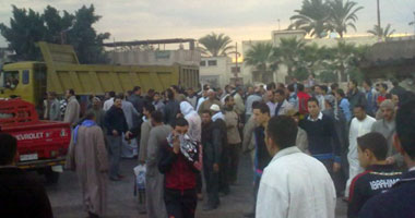 إعادة فتح الطريق الزراعى السريع بعد أن قطعه الأهالى بسبب أزمة نقص الوقود