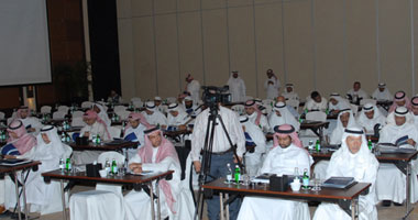 مسئول سعودى سابق يدعو لتعيين امرأة وزيرة للشئون الاجتماعية
