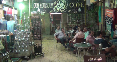 بالصور.. قهوة "أم كلثوم" تنافس الكرنك فى جذب السياح بالأقصر